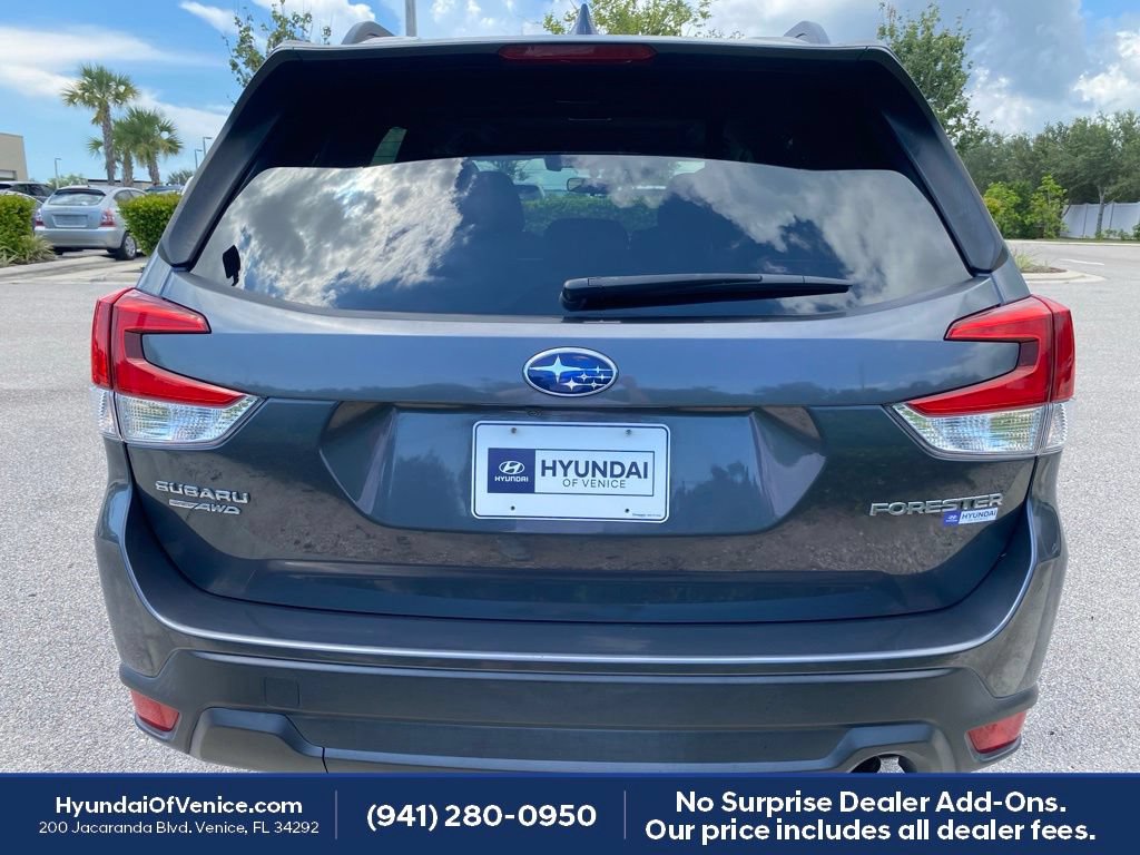 Used 2021 Subaru Forester Premium AWD/4WD image 27