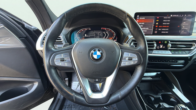 Used 2022 BMW X4 xDrive30i AWD/4WD image 15
