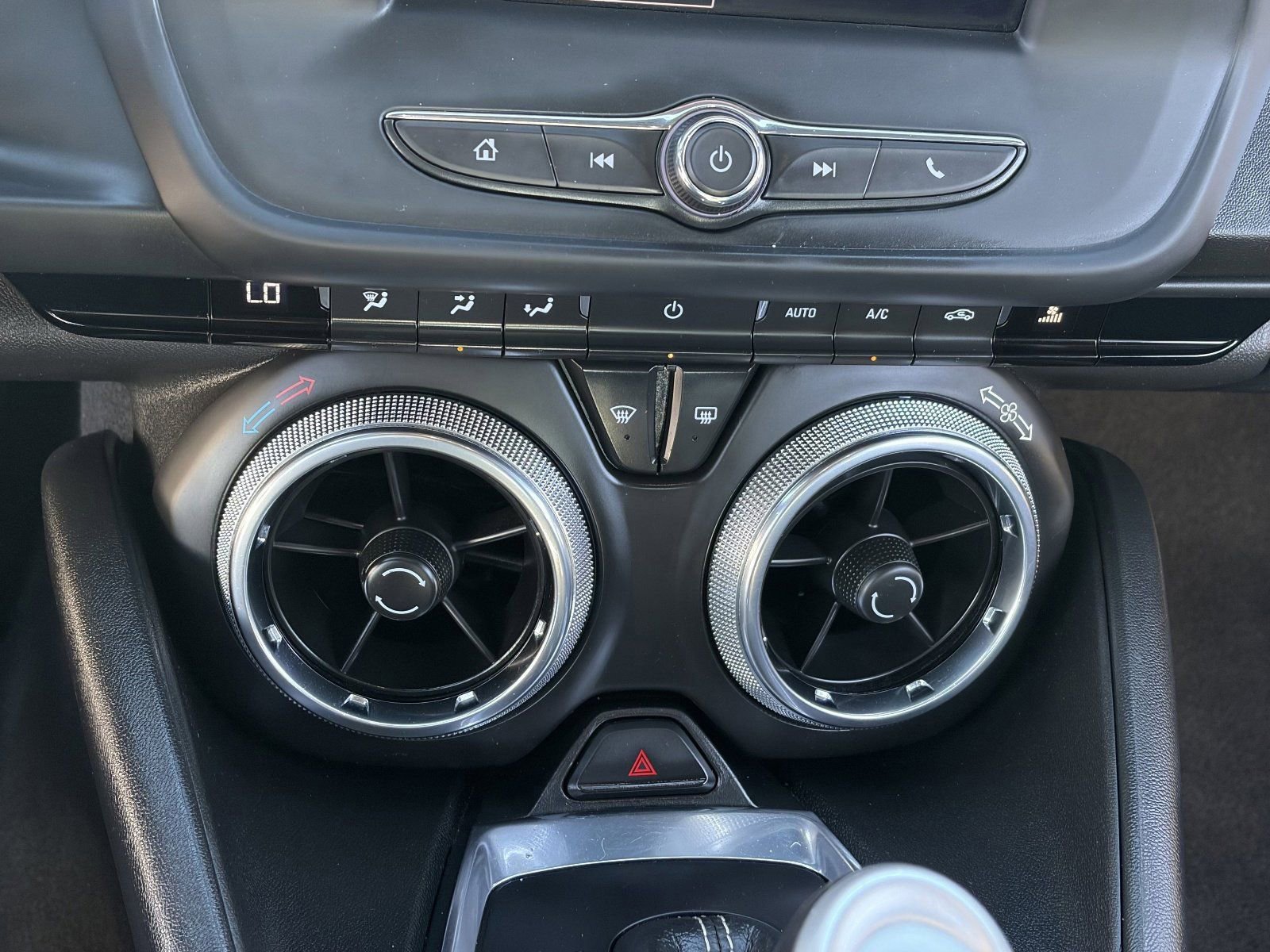 Used 2023 Chevrolet Camaro LT image 28