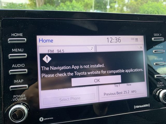 Used 2022 Toyota Camry SE w/ Convenience Package FWD image 23