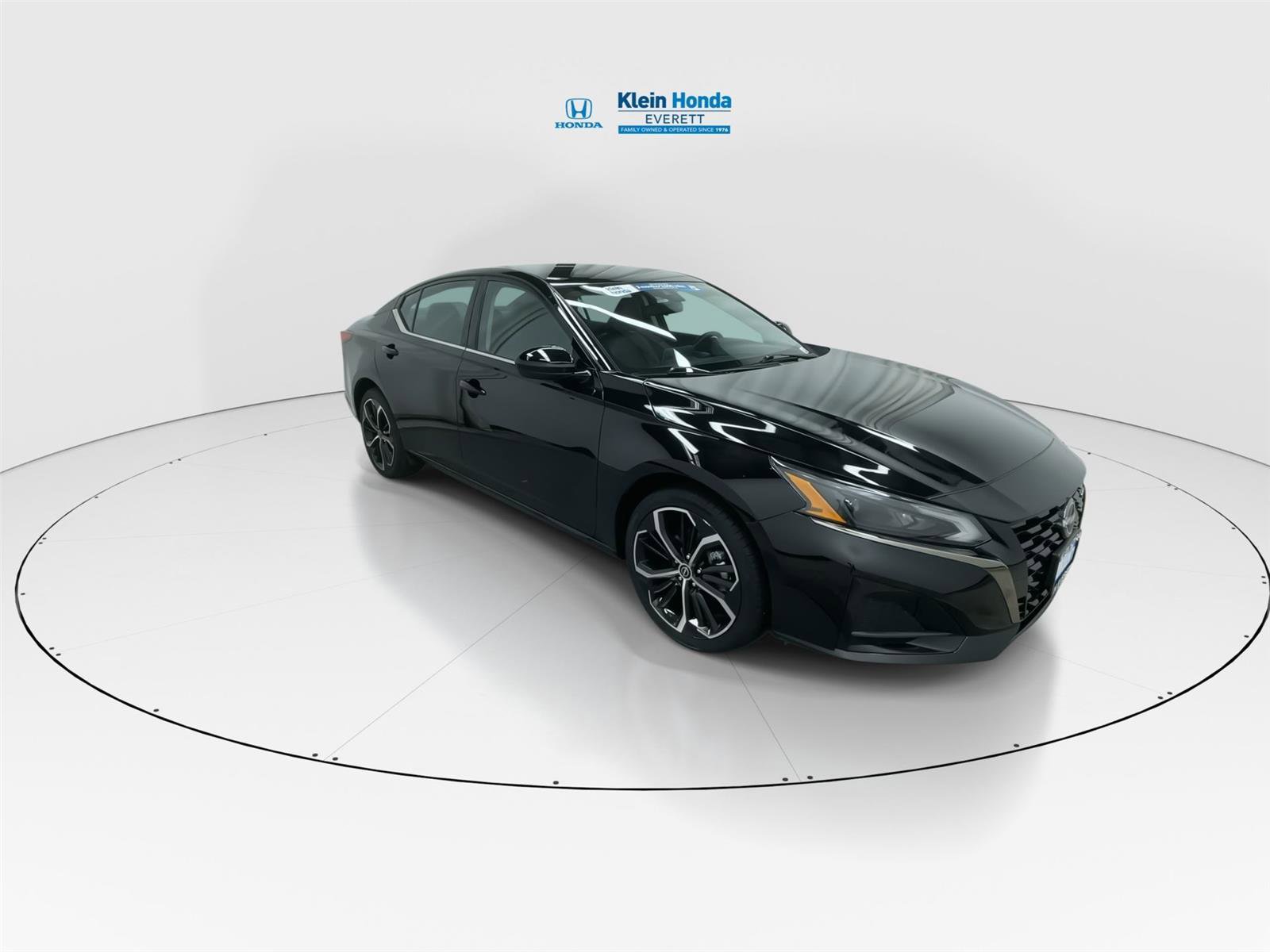 Used 2024 Nissan Altima 2.5 SR AWD/4WD image 4