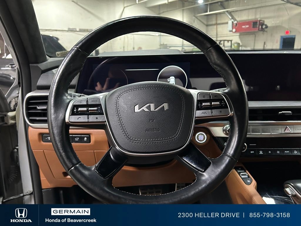Used 2023 Kia Telluride SX Prestige X-Pro AWD/4WD image 16