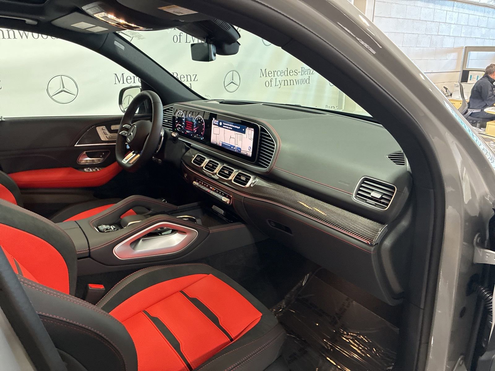 New 2026 Mercedes-Benz GLE 53 AMG 4MATIC image 17