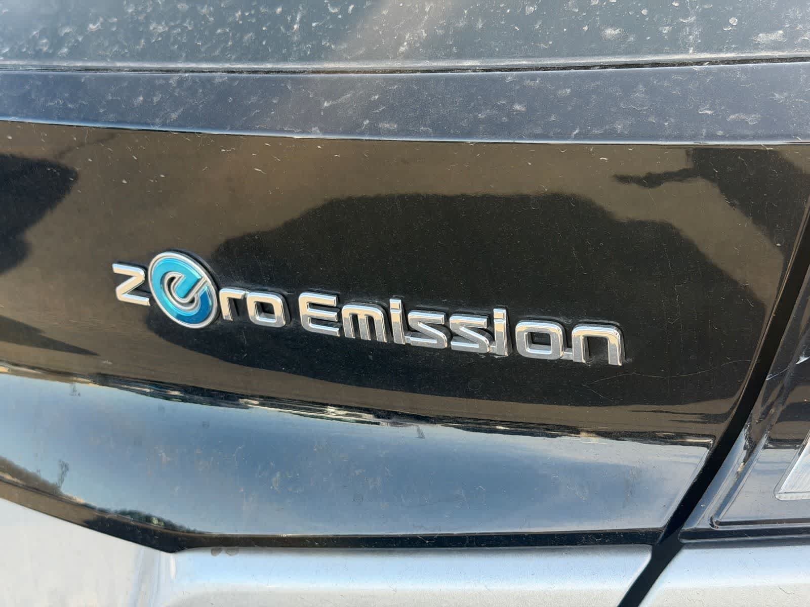 Certified 2022 Nissan Leaf SV Plus FWD image 6