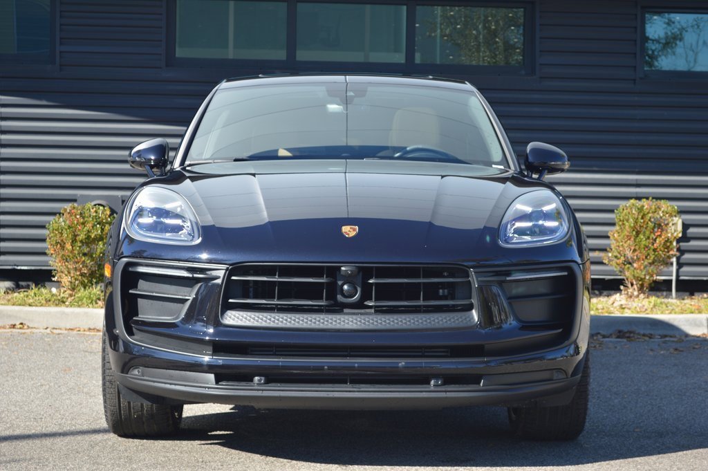 Used 2025 Porsche Macan image 10