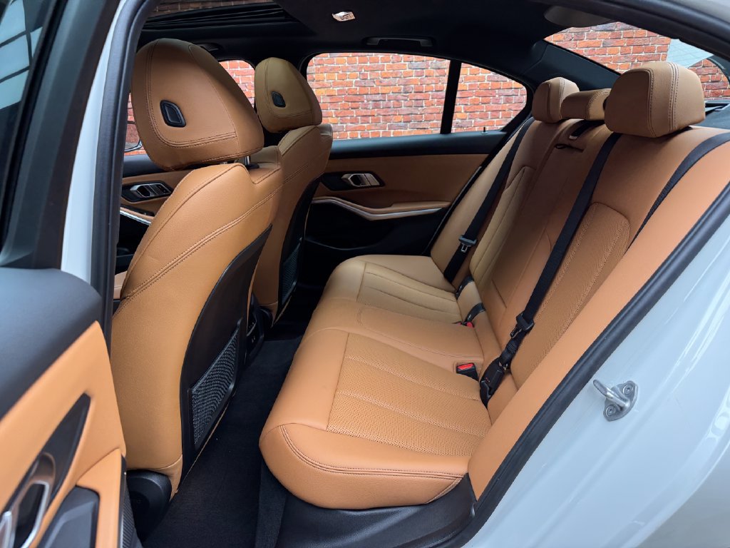 Certified 2023 BMW 330i xDrive Sedan w/ Premium Package AWD/4WD image 25