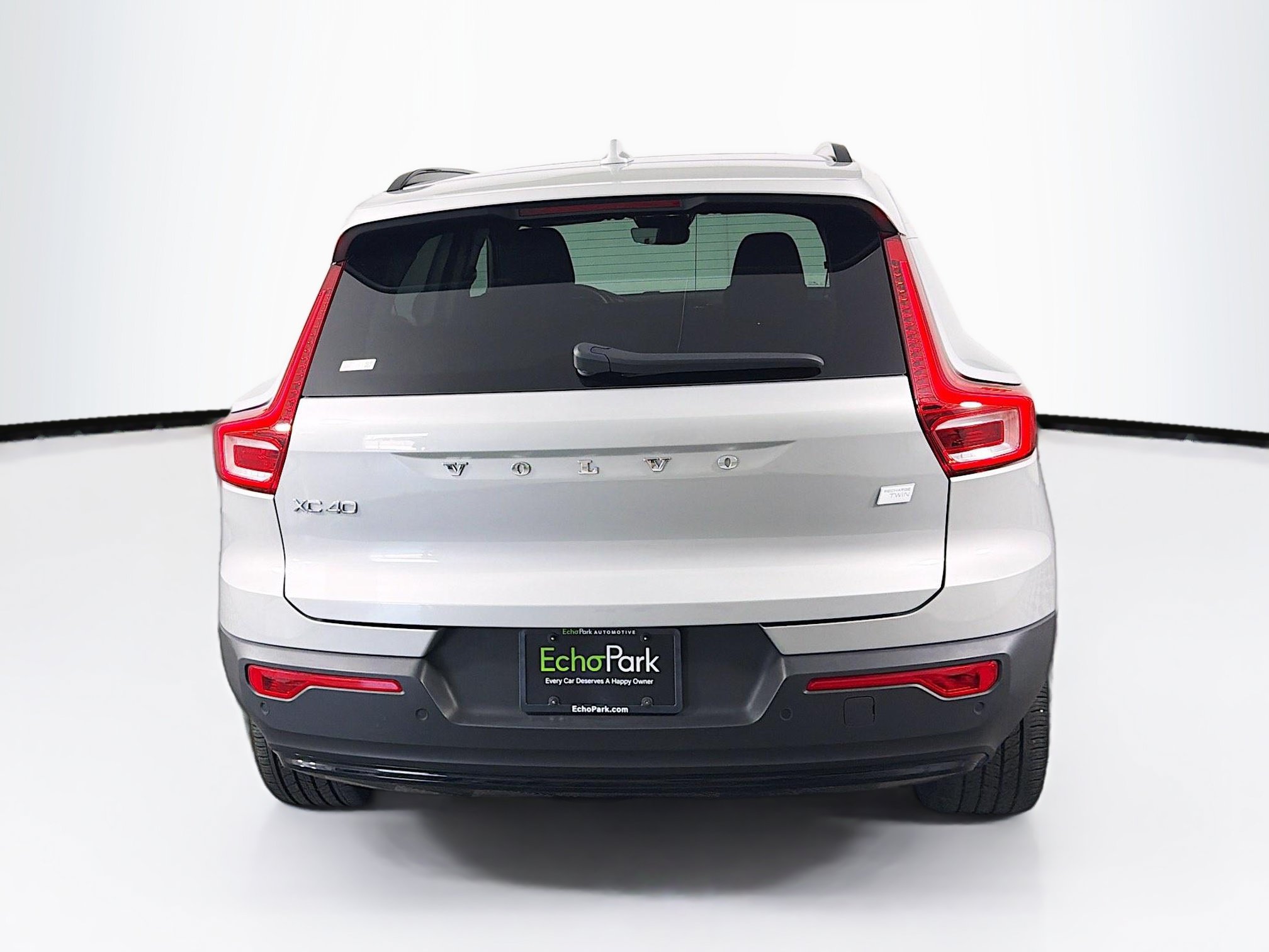 Used 2023 Volvo XC40 Recharge Plus AWD/4WD image 7