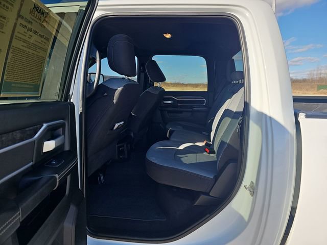 Used 2024 RAM 3500 Big Horn image 33