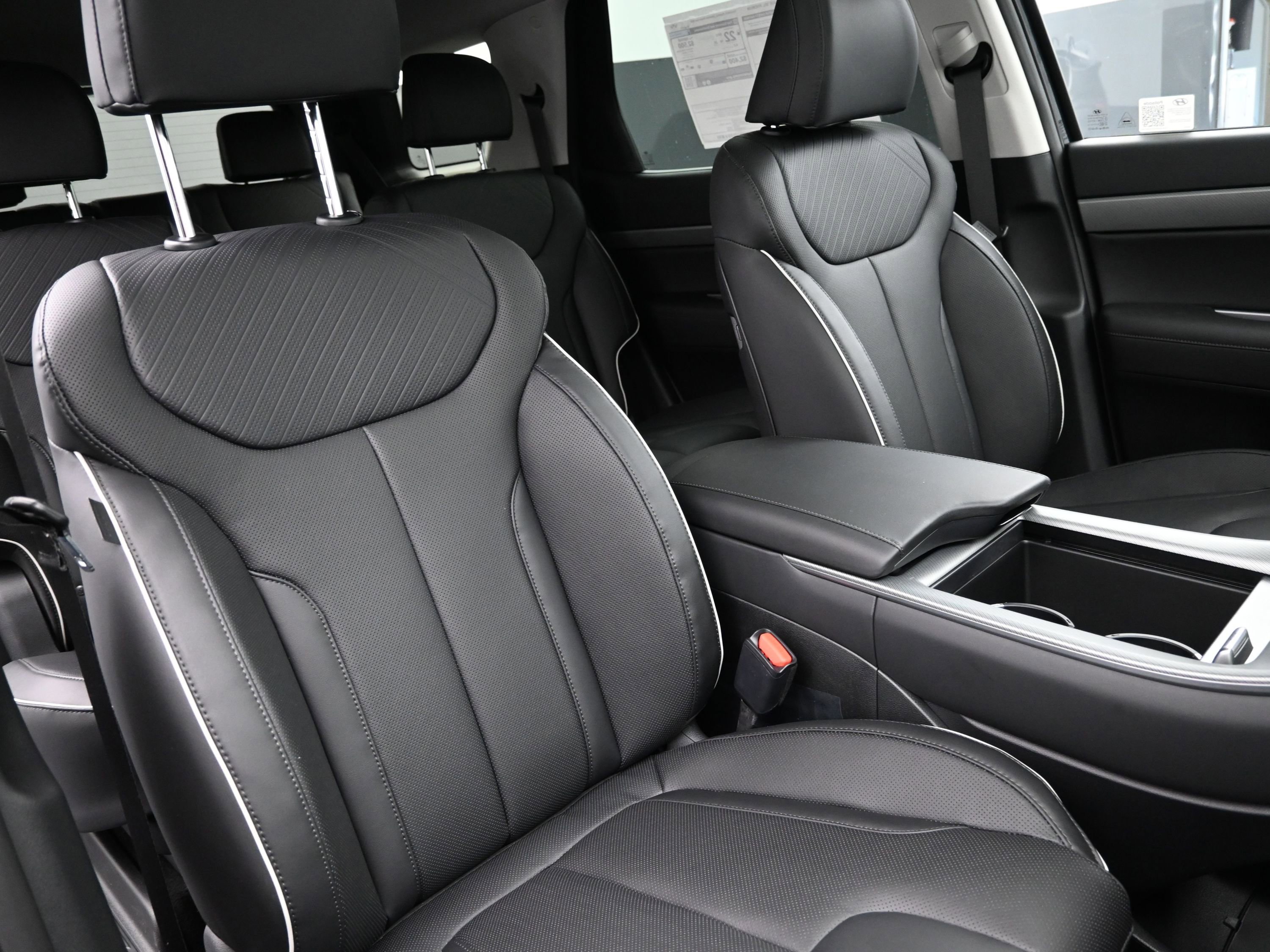 Used 2025 Hyundai Palisade SEL image 14