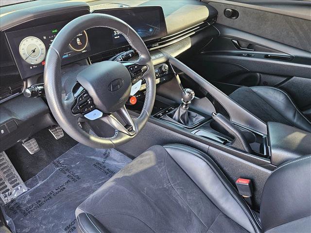 Used 2025 Hyundai Elantra N FWD image 8