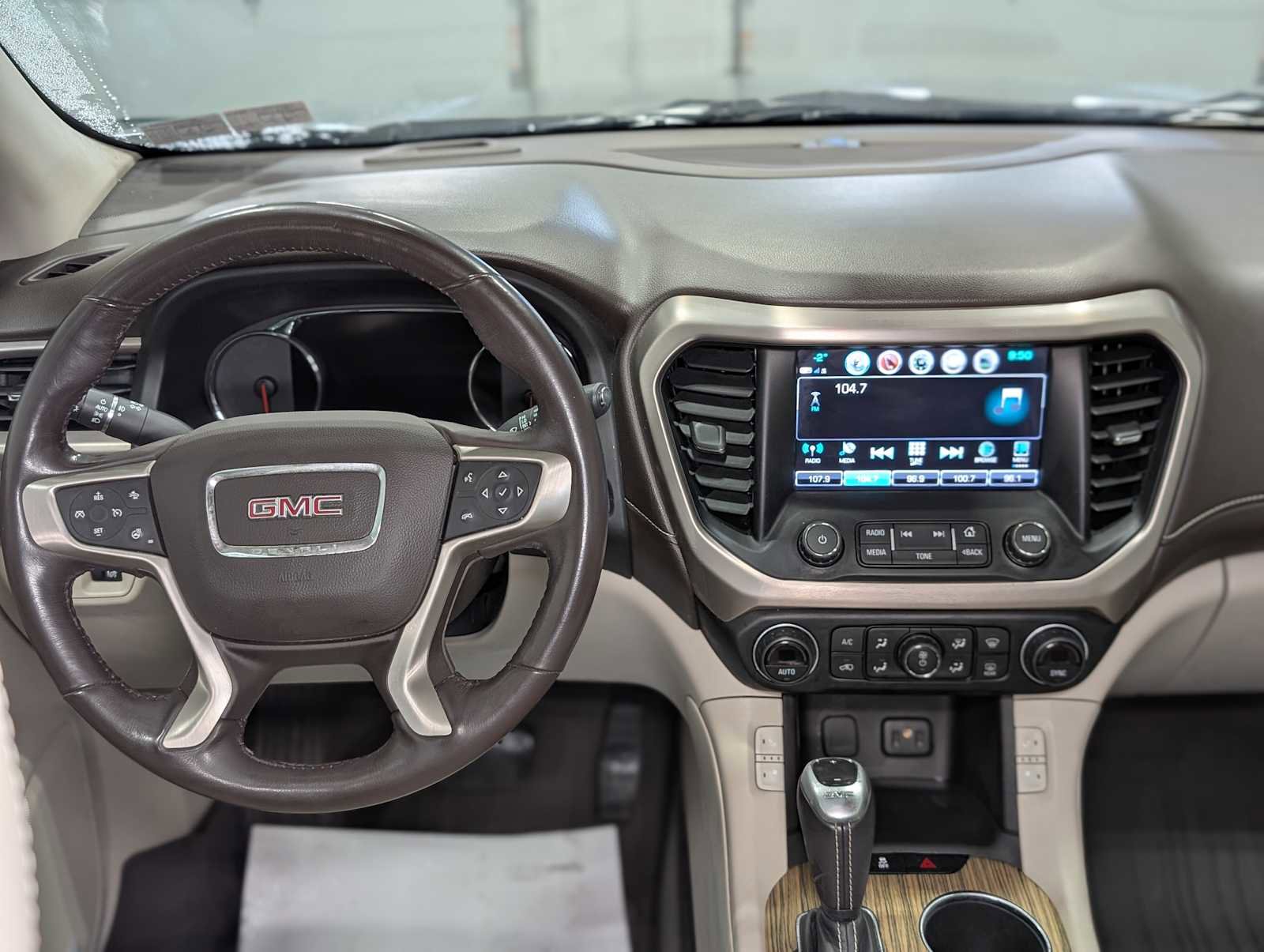 Used 2019 GMC Acadia Denali w/ Technology Package image 5