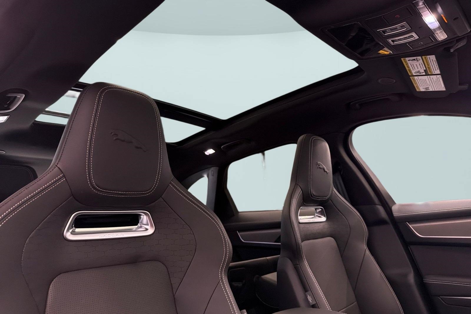 New 2026 Jaguar F-PACE R-Dynamic S AWD/4WD image 23