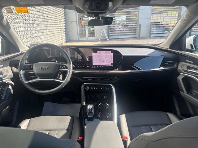Certified 2025 Audi Q5 Premium AWD/4WD image 38