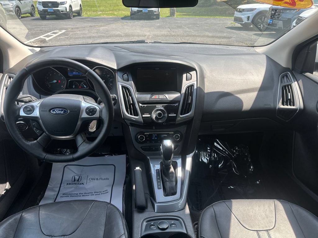 Used 2014 Ford Focus Titanium FWD image 15