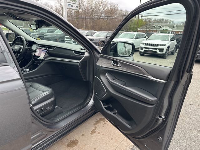 Certified 2022 Jeep Grand Cherokee L Limited image 11