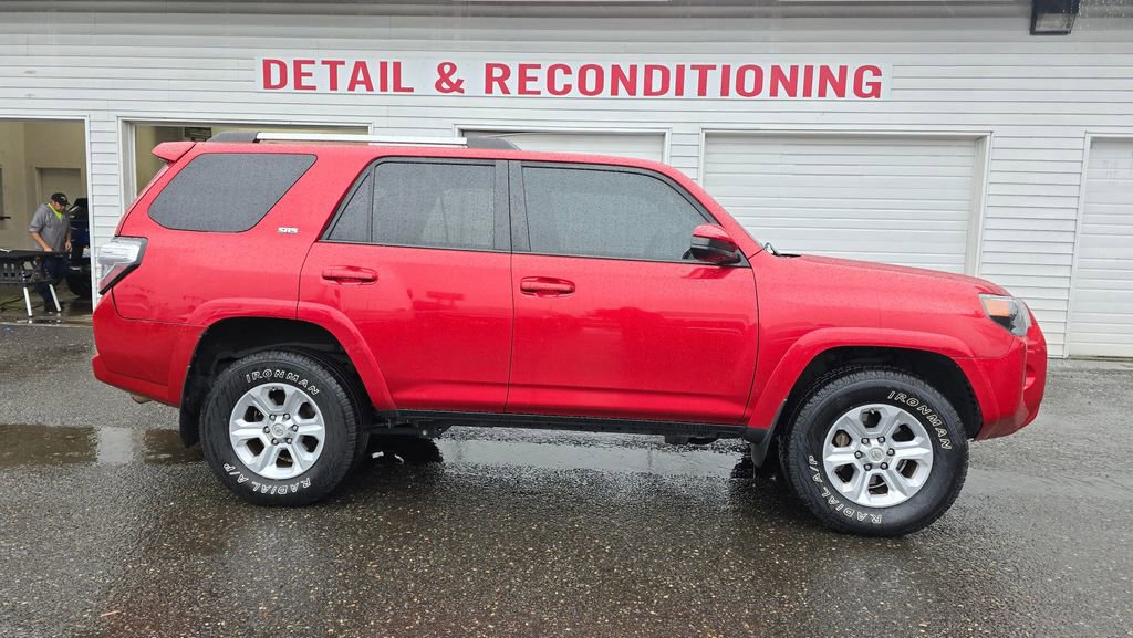 Used 2020 Toyota 4Runner SR5 image 2