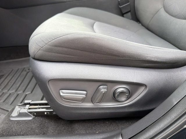 Certified 2020 Toyota RAV4 XLE w/ Convenience Package FWD image 10