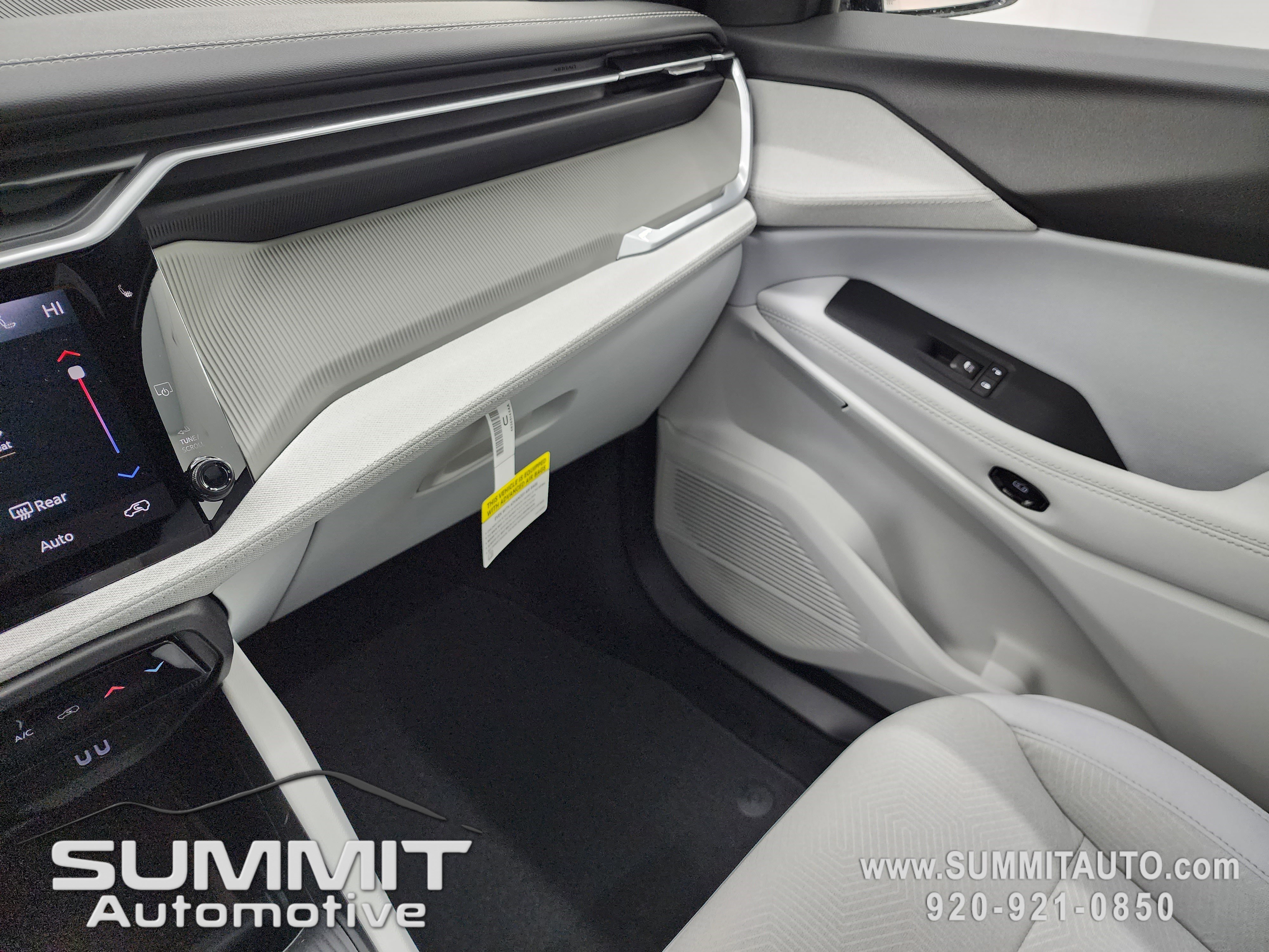 New 2026 Jeep Cherokee Laredo image 12