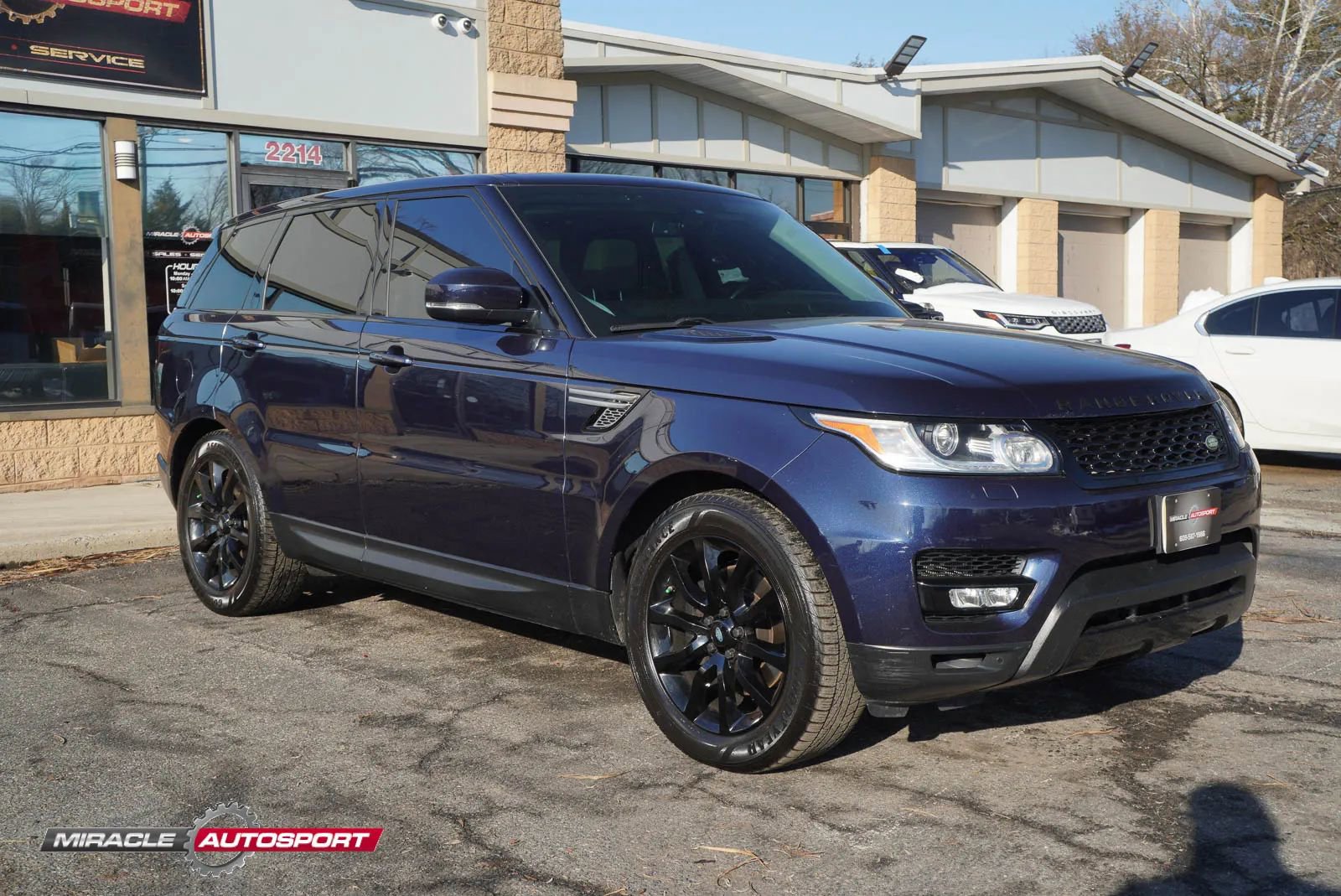 Used 2014 Land Rover Range Rover Sport image 9
