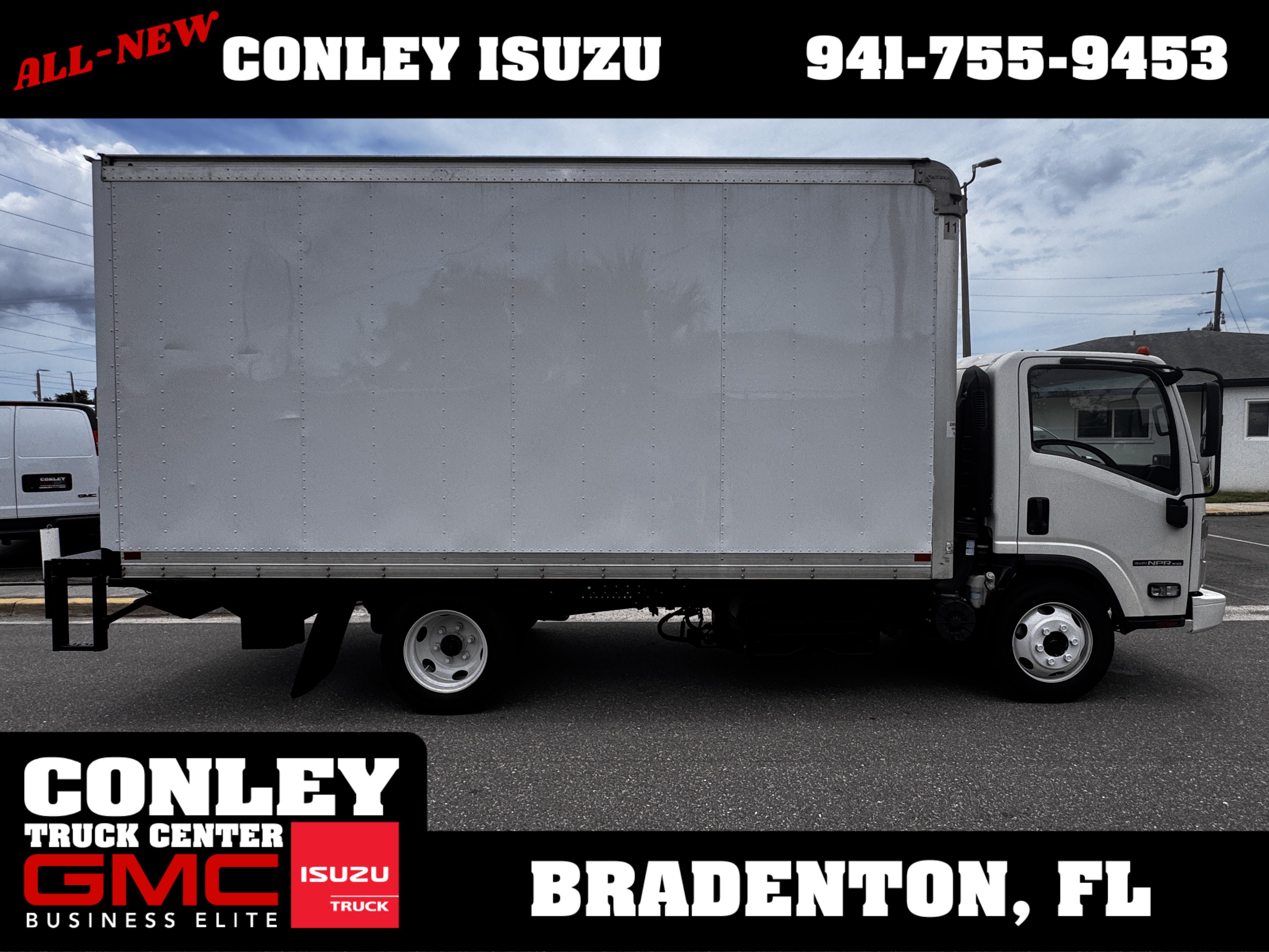 Used 2023 Isuzu NPR RWD image 4