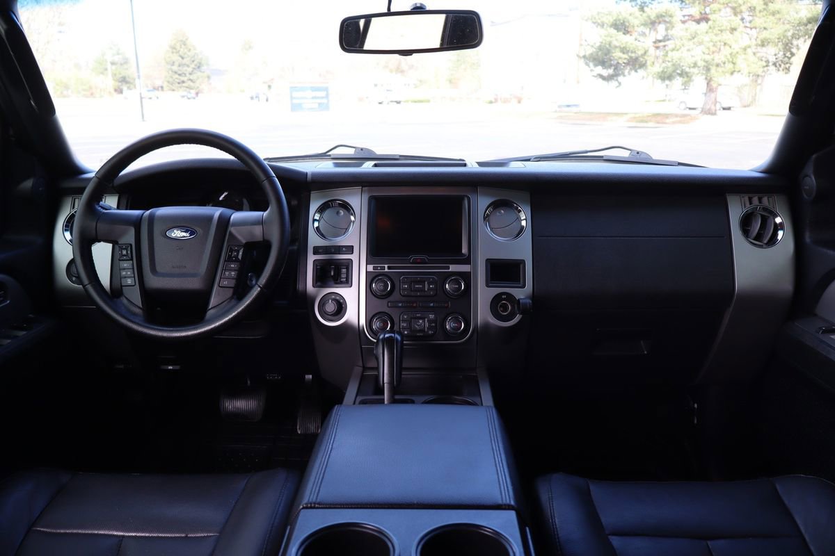 Used 2015 Ford Expedition EL XLT w/ Equipment Group 202A image 16