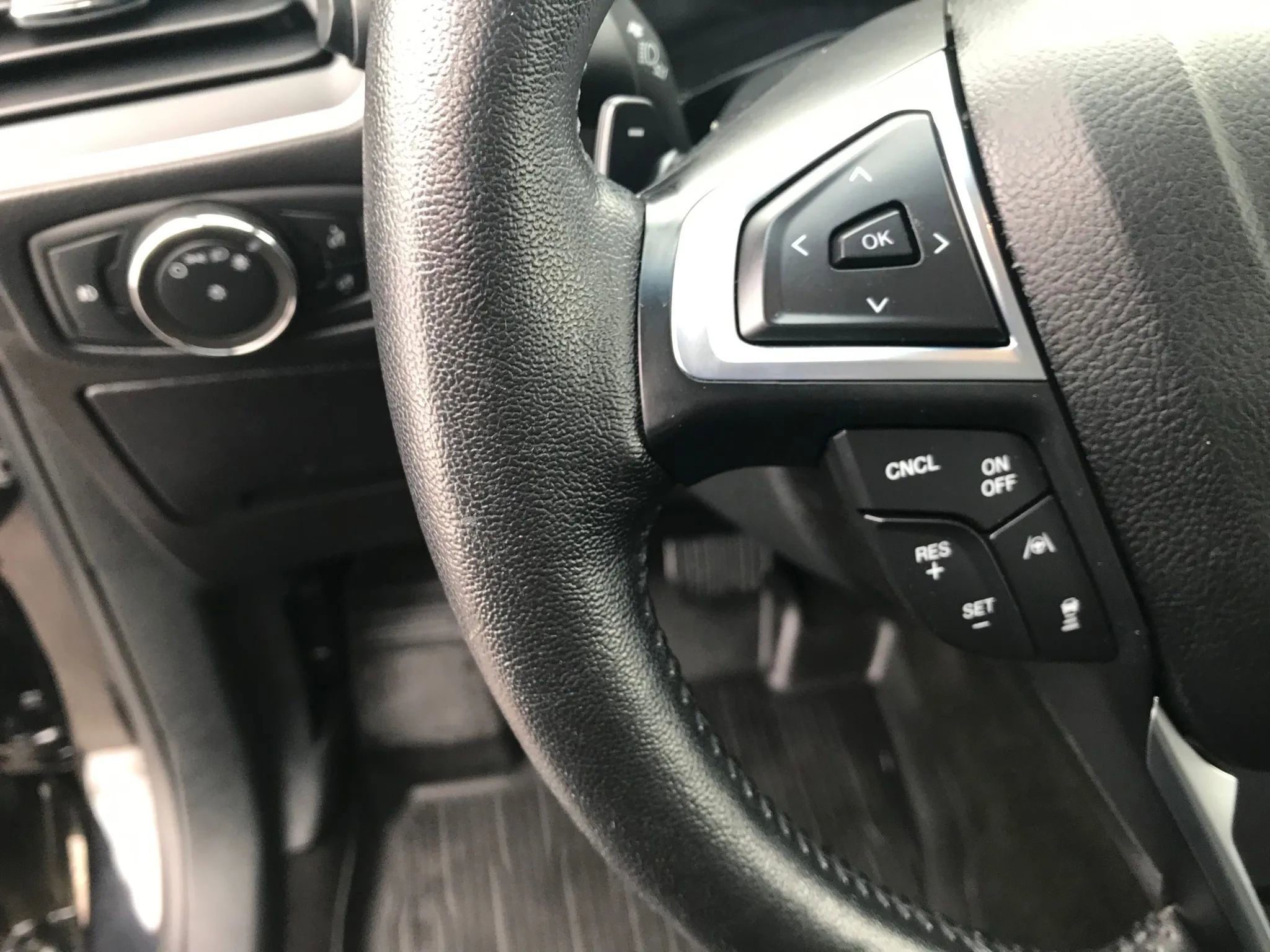 Used 2020 Ford Edge SEL w/ Convenience Package image 15