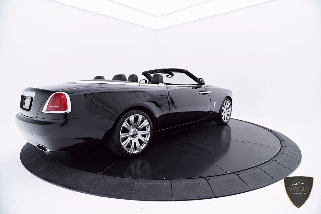 Used 2019 Rolls-Royce Dawn RWD image 24