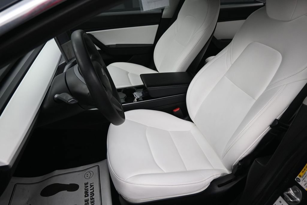 Used 2020 Tesla Model 3 Standard Range Plus RWD image 24