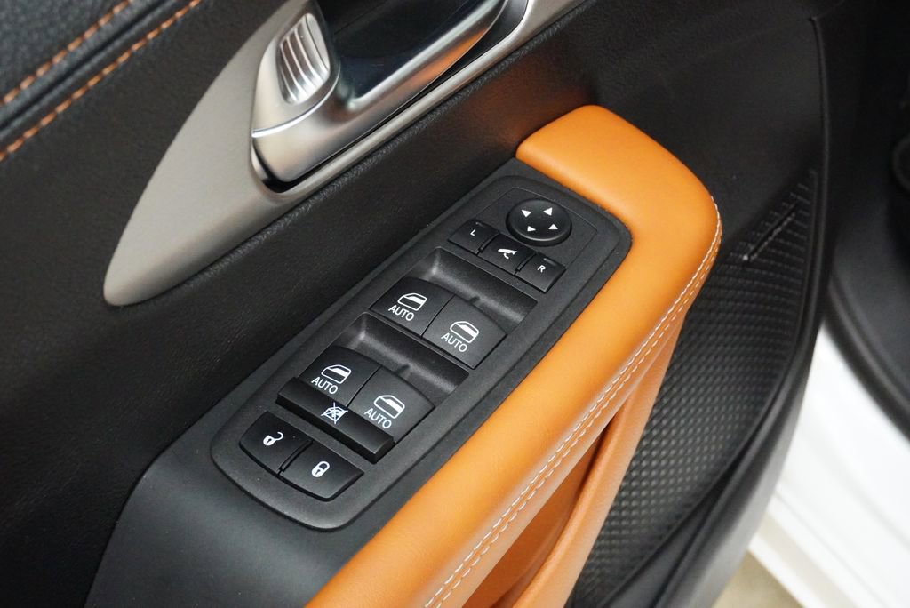 Used 2024 Chrysler Pacifica Pinnacle w/ Trailer Tow Group image 25