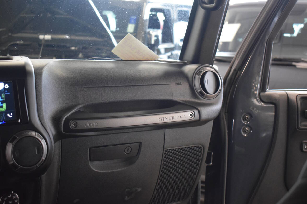 Used 2017 Jeep Wrangler Sport w/ Quick Order Package 23S image 39