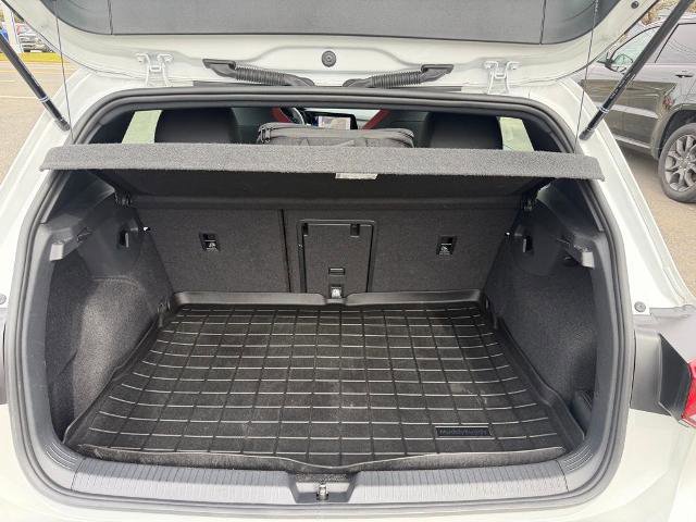 Used 2024 Volkswagen GTI SE image 5