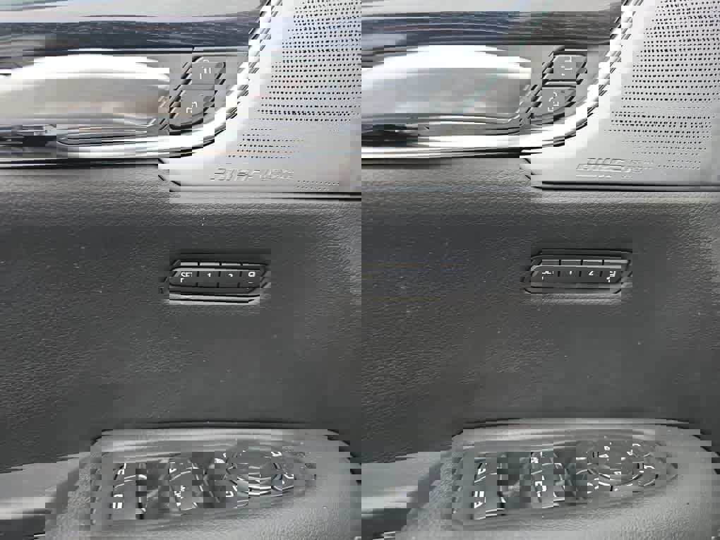 Used 2024 Cadillac XT5 Premium Luxury image 15