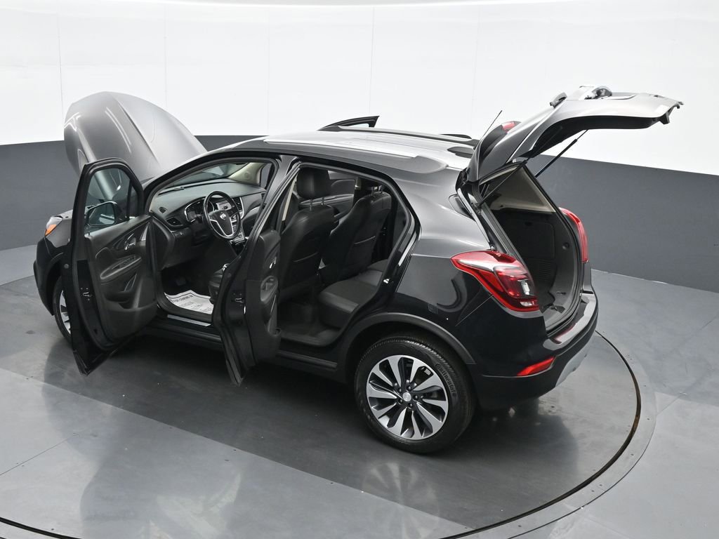 Used 2022 Buick Encore Preferred w/ Safety Package AWD/4WD image 38