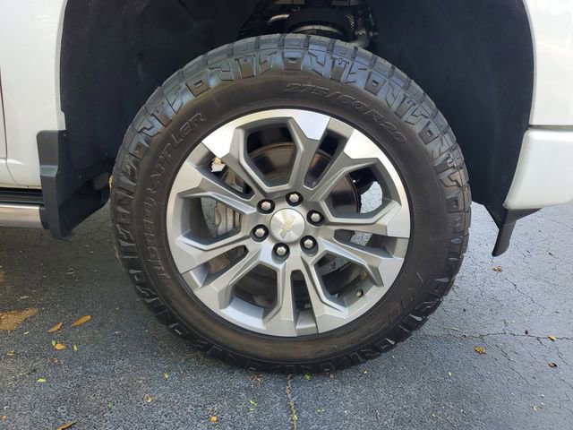 Used 2023 Chevrolet Silverado 1500 High Country w/ Z71 Off-Road Package image 5