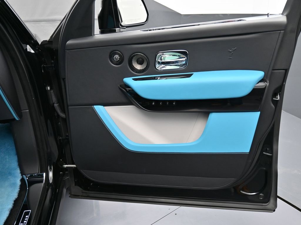 Certified 2024 Rolls-Royce Cullinan Black Badge w/ Driver's Package image 32