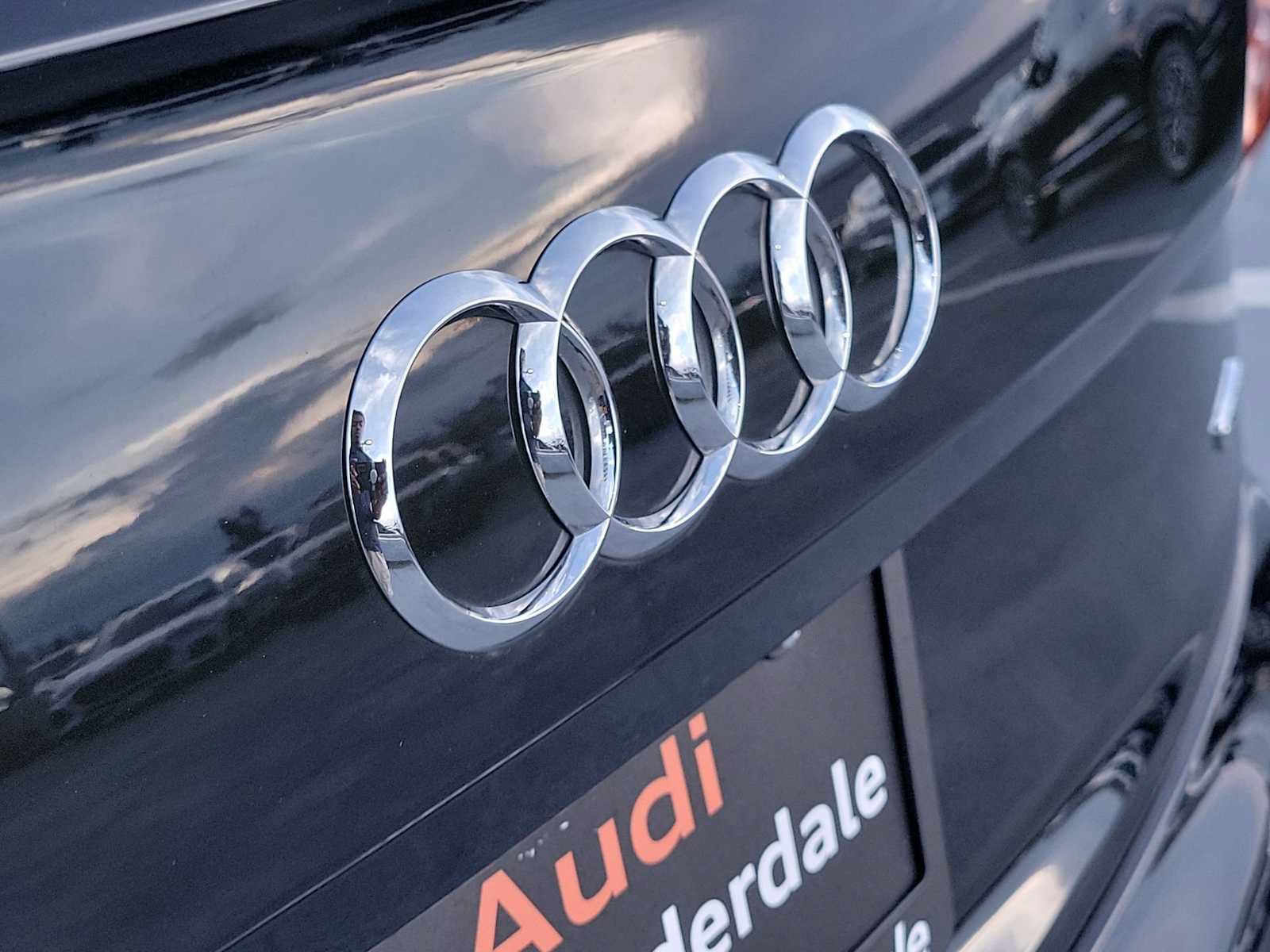 Used 2020 Audi Q5 2.0T Premium Plus w/ Premium Plus Package AWD/4WD image 10