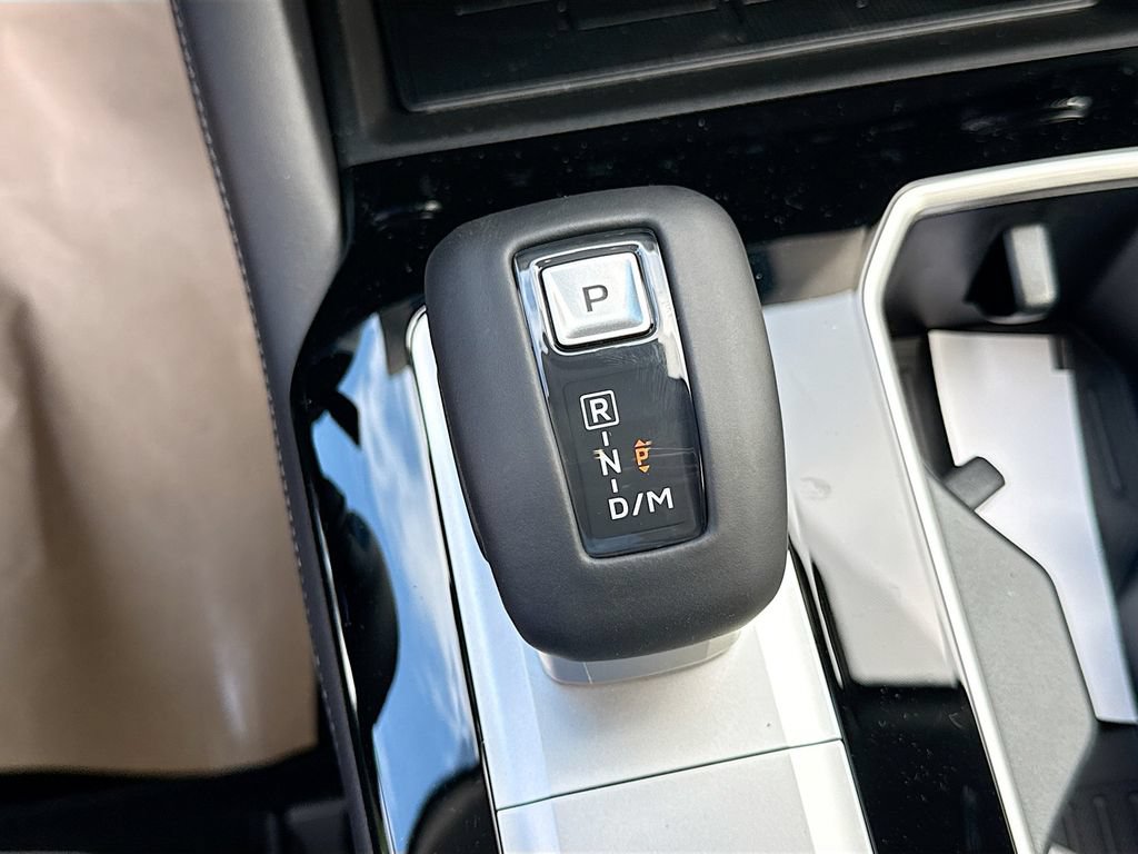 New 2026 Mitsubishi Outlander SE FWD image 17