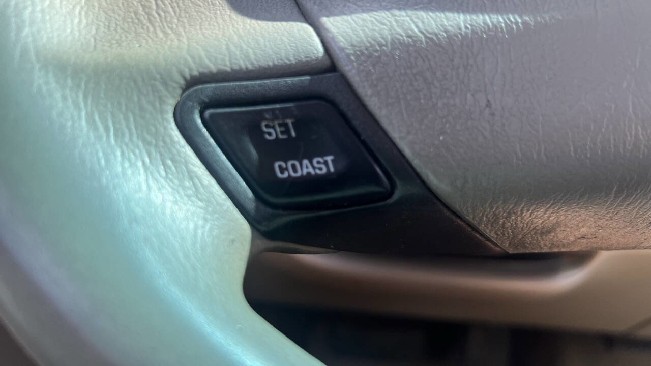 Used 2001 Chevrolet Impala image 17