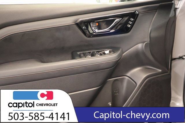 Used 2025 Subaru Forester Touring image 11