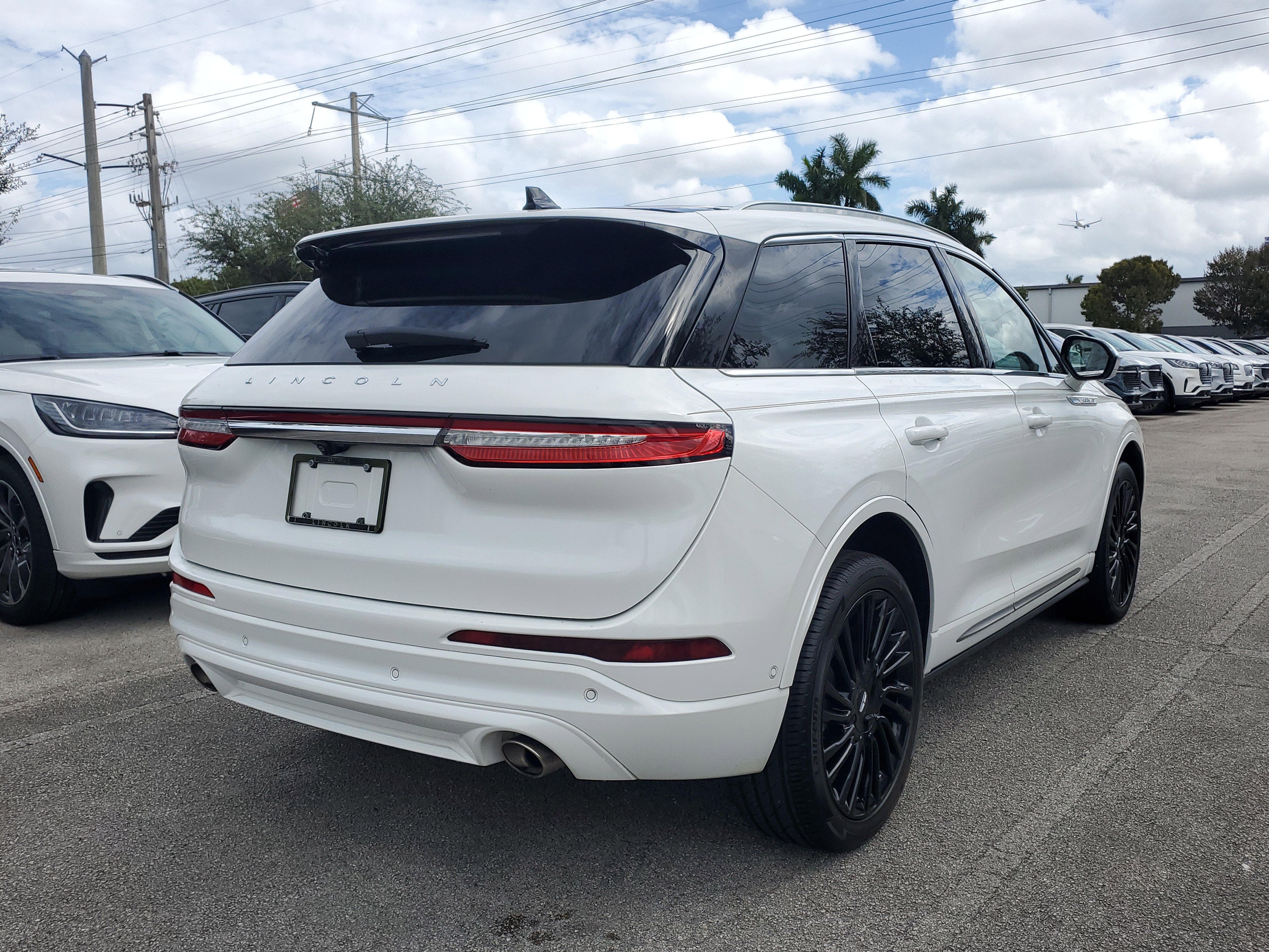 Certified 2022 Lincoln Corsair Reserve image 6