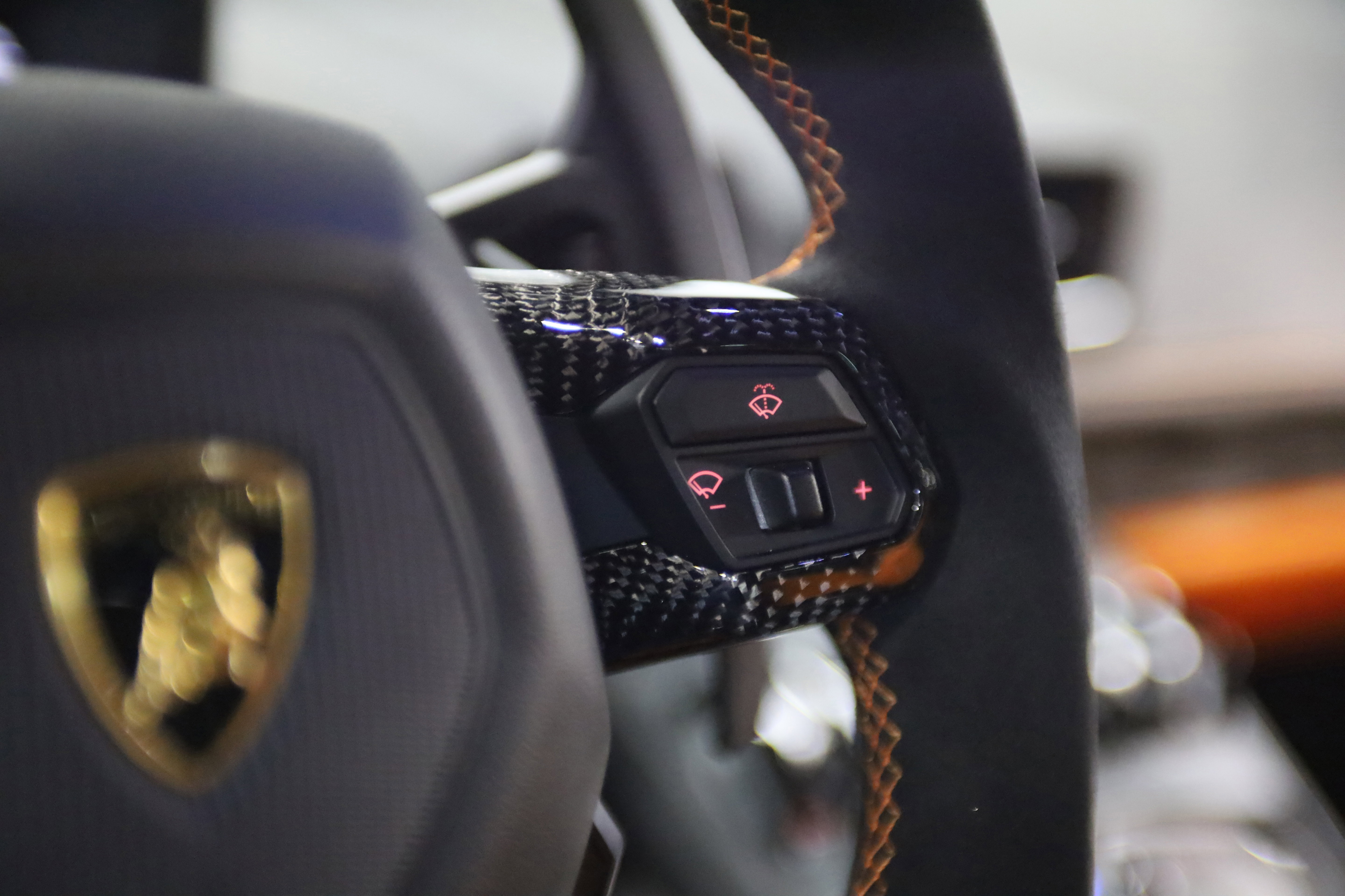 Used 2016 Lamborghini Huracan LP 610-4 image 18