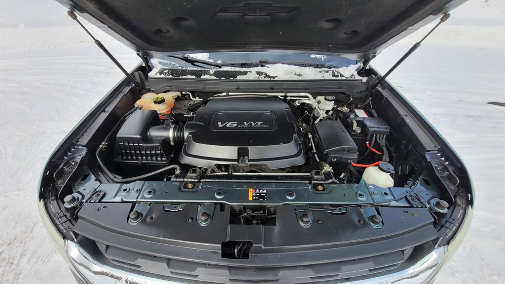 Used 2015 Chevrolet Colorado LT w/ LT Convenience Package image 17