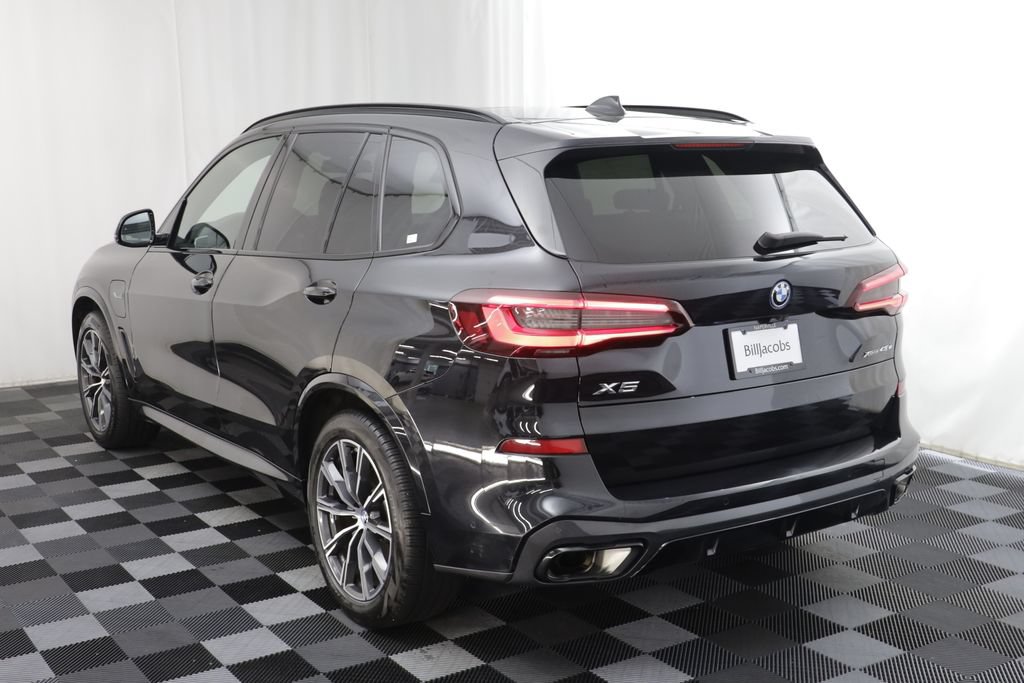 Used 2022 BMW X5 xDrive45e w/ M Sport Package AWD/4WD image 18