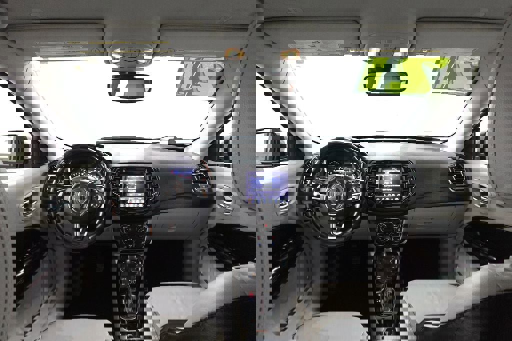 Used 2021 Jeep Compass Limited image 7