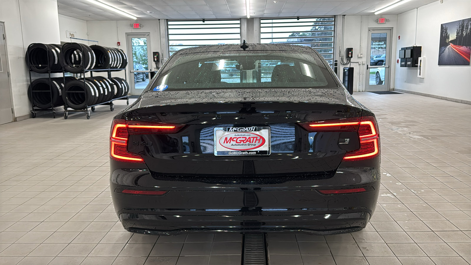 Used 2024 Volvo S60 T8 Plus w/ Climate Package AWD/4WD image 6
