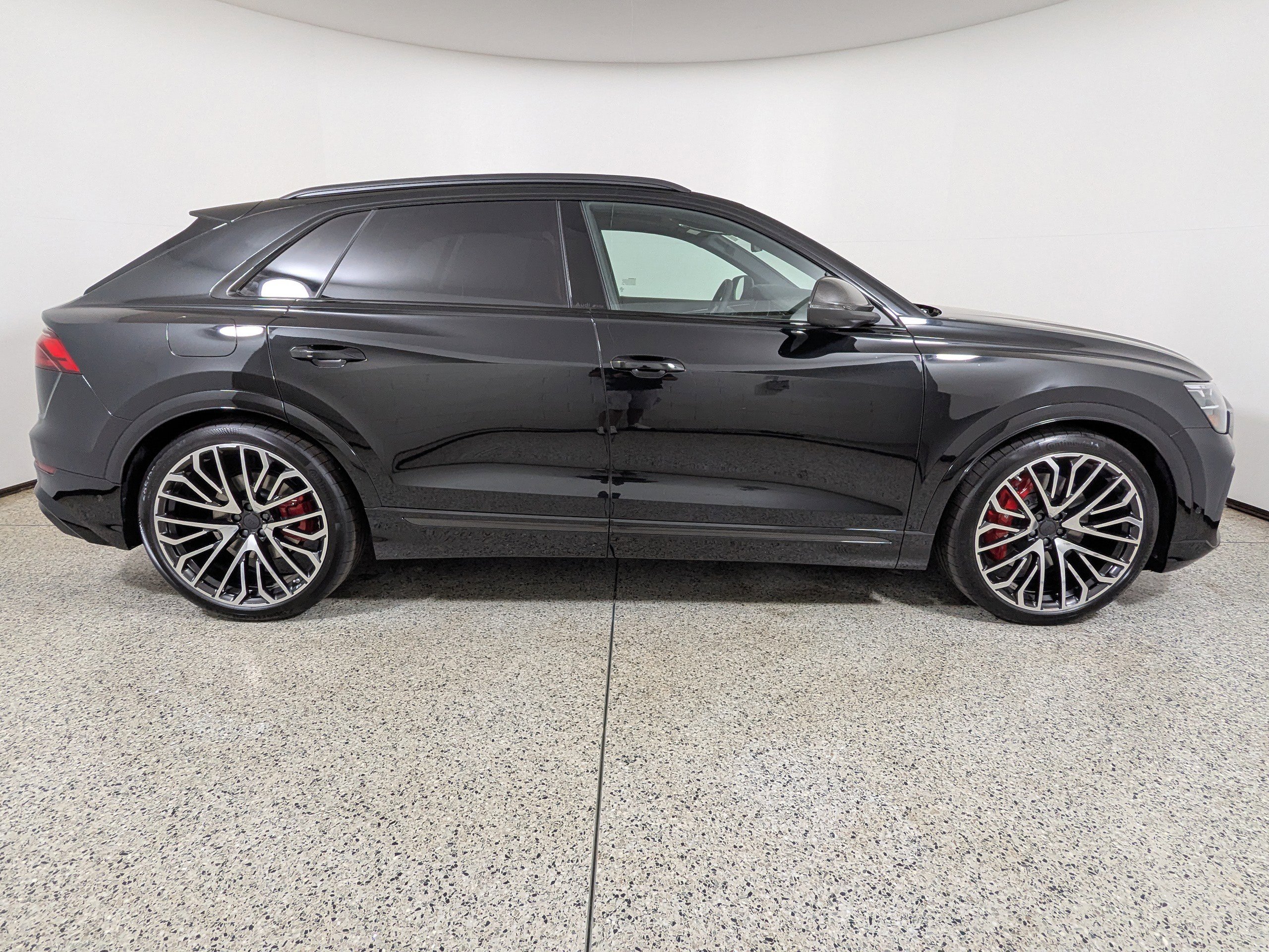 New 2026 Audi SQ8 Premium Plus image 8
