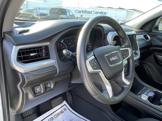 Certified 2023 GMC Acadia SLE w/ Driver Convenience Package image 26