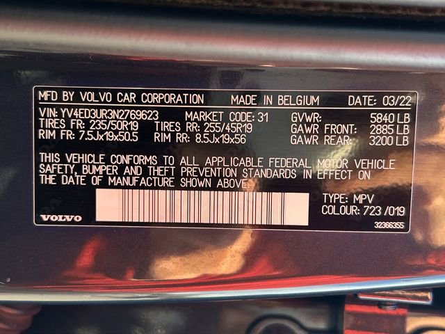 Used 2022 Volvo XC40 P8 Recharge Plus image 19