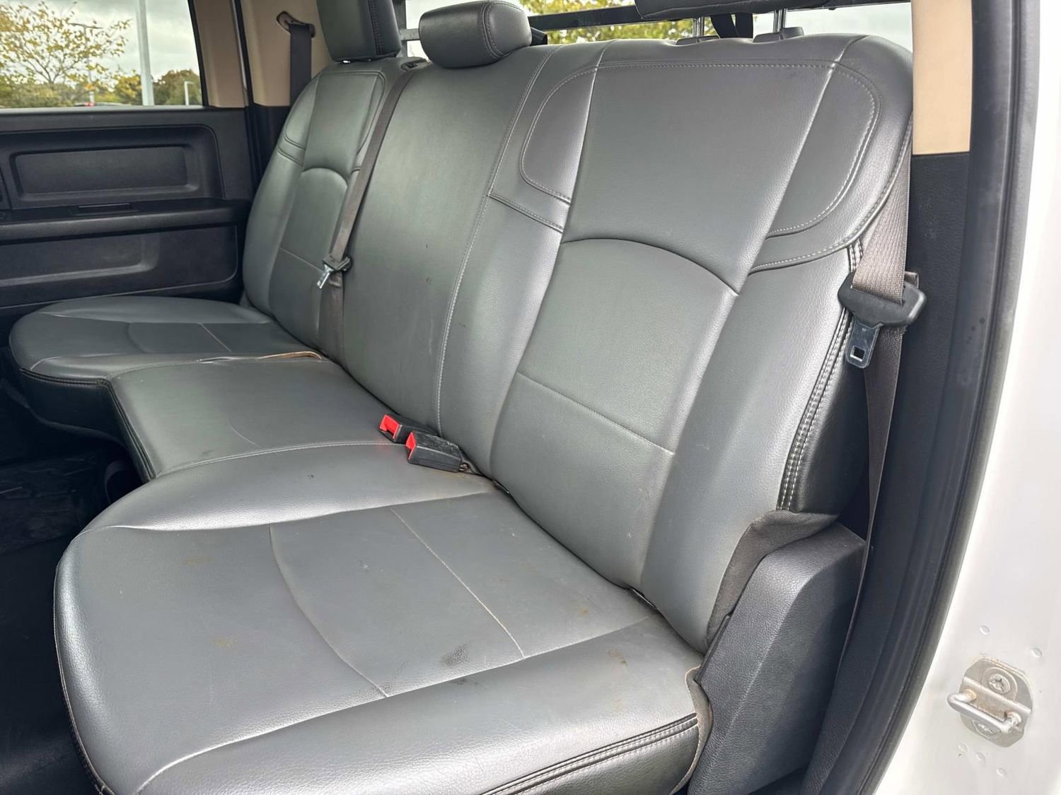 Used 2019 RAM 3500 Tradesman w/ Chrome Appearance Group image 15