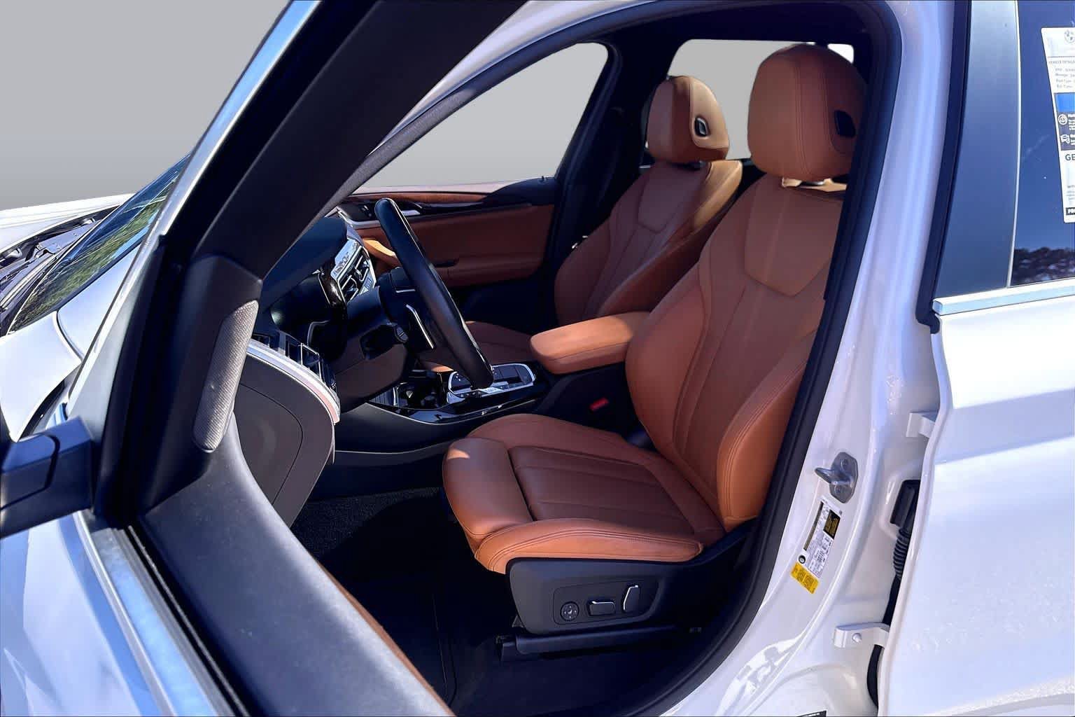 Used 2024 BMW X3 sDrive30i w/ Premium Package RWD image 7